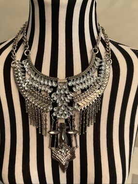 Antique Style Silver Fringe Crystal Statement Necklace - Women Jewelry